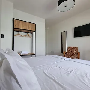 43 Lin